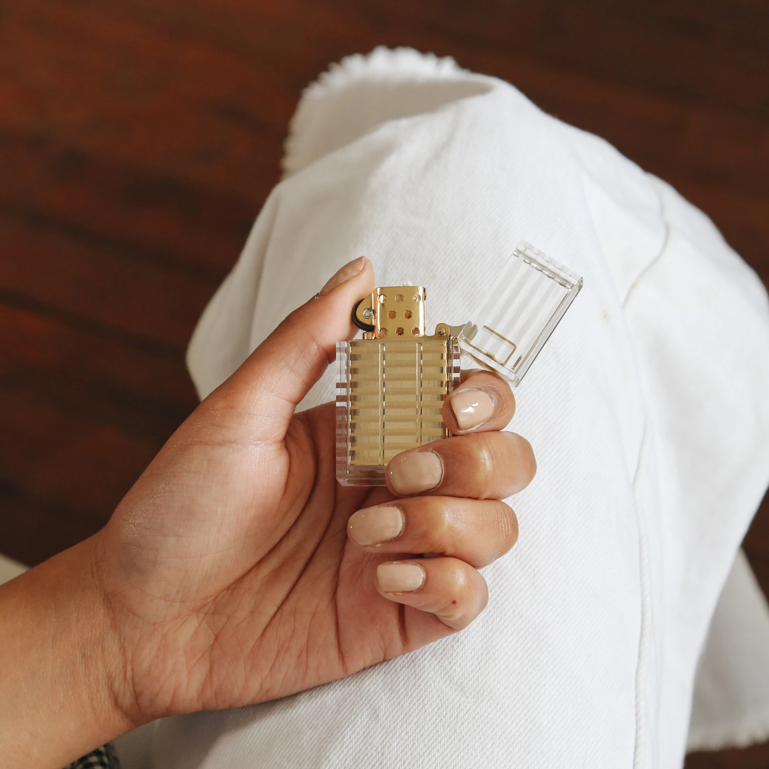 TSUBOTA PEARL Hard-edge Petrol Lighter