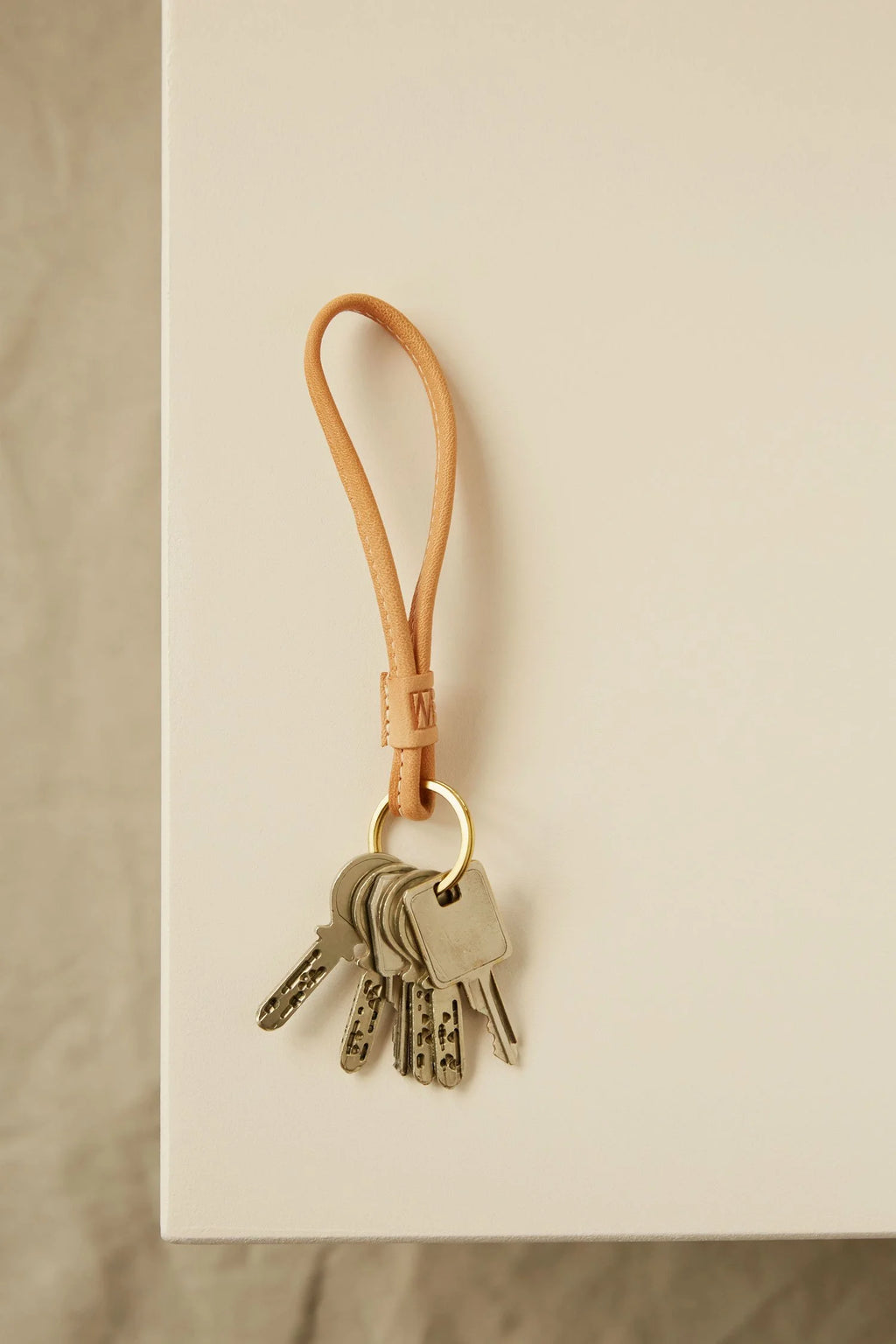MARAI Keychain - Natural/Black Leather