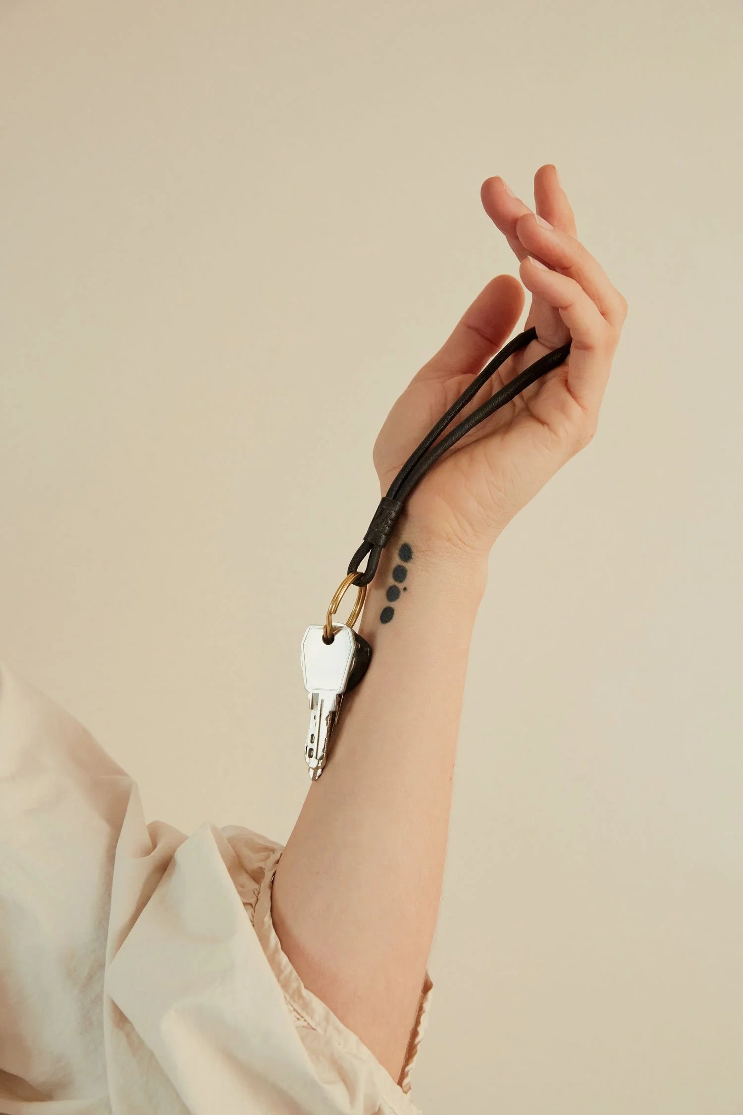 MARAI Keychain - Natural/Black Leather