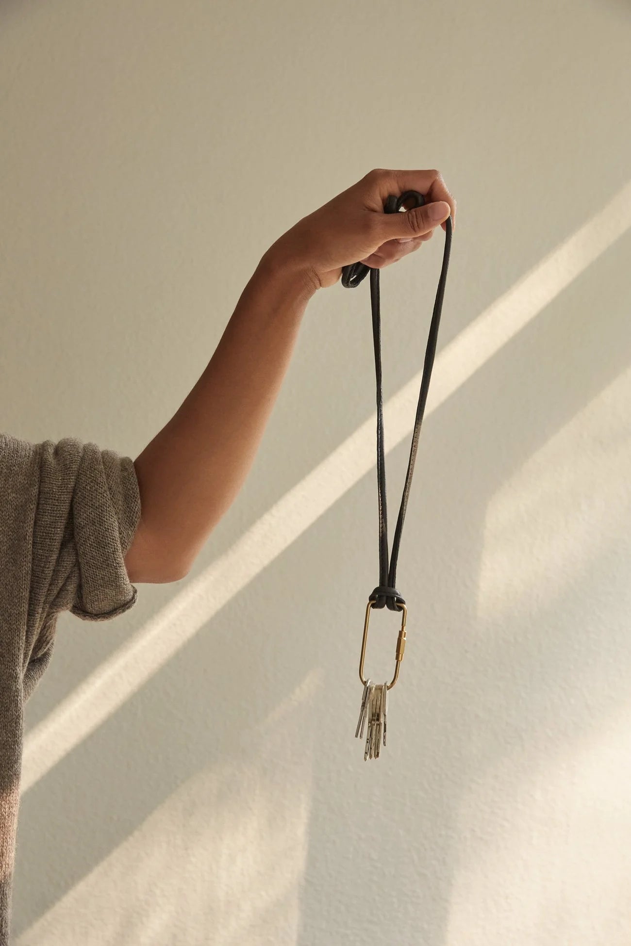 MARAI Lanyard - Natural/Black Leather
