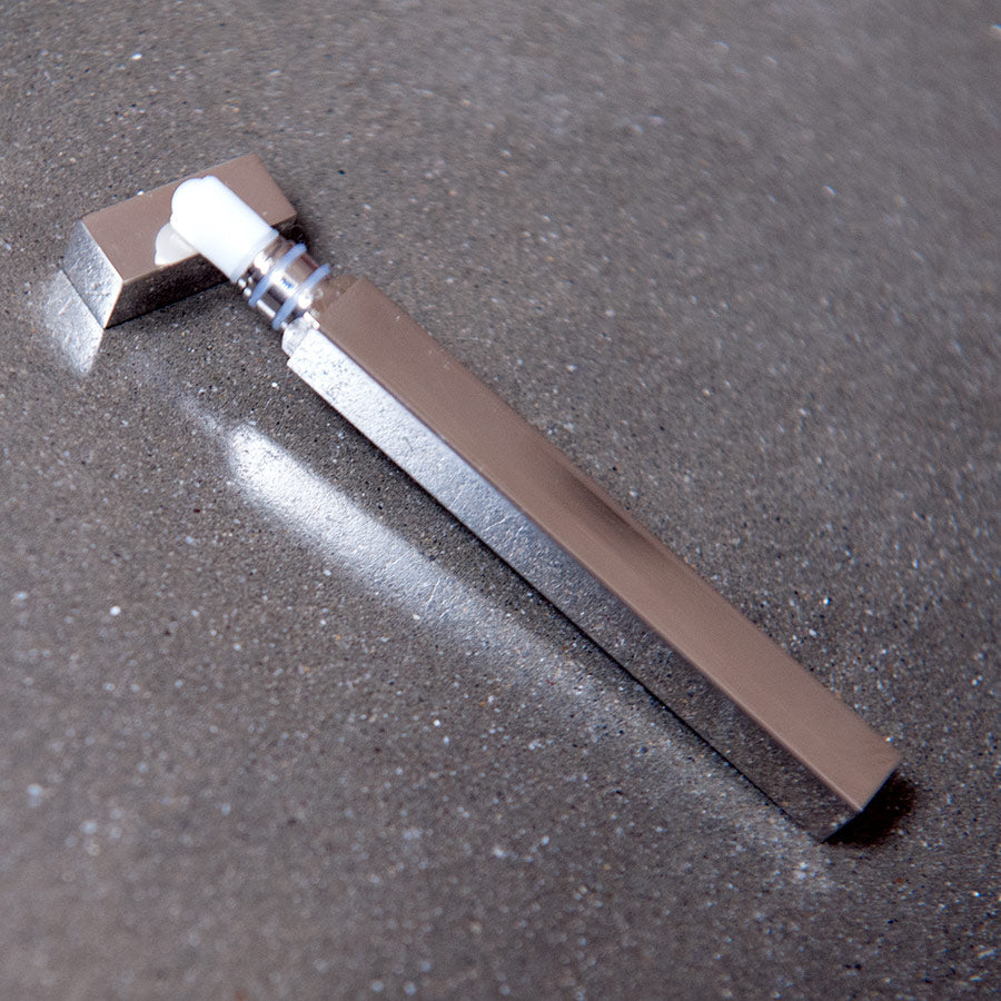 TSUBOTA PEARL Perfume Stick Roller